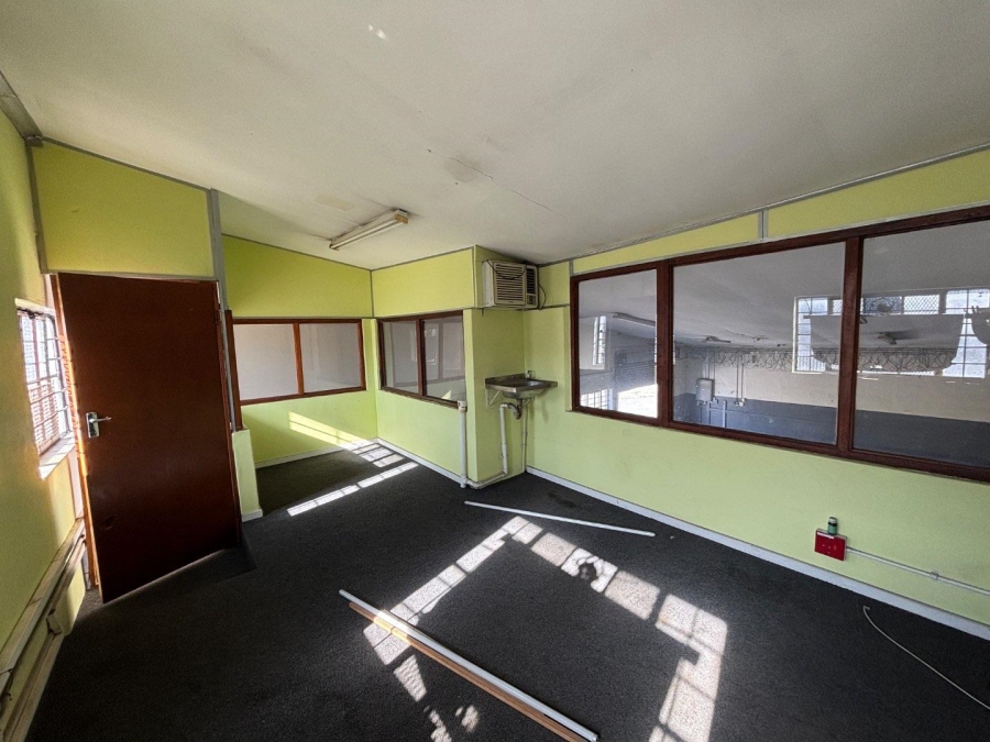 To Let commercial Property for Rent in Paarden Eiland Western Cape
